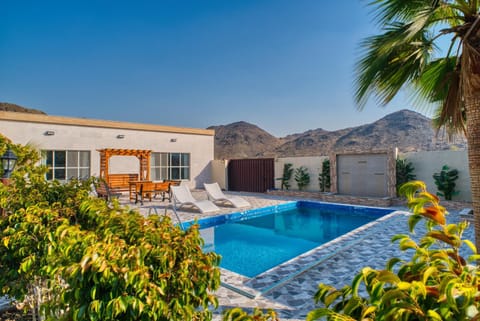 Property building, Mountain view, Swimming pool