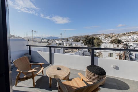 Patio, View (from property/room), Balcony/Terrace, Balcony/Terrace, City view, Street view