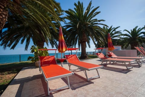 Natural landscape, Solarium, Sea view, sunbed