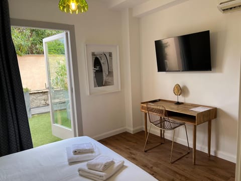 Maison d' Orange - Chambres Bed and Breakfast in Saint-Tropez