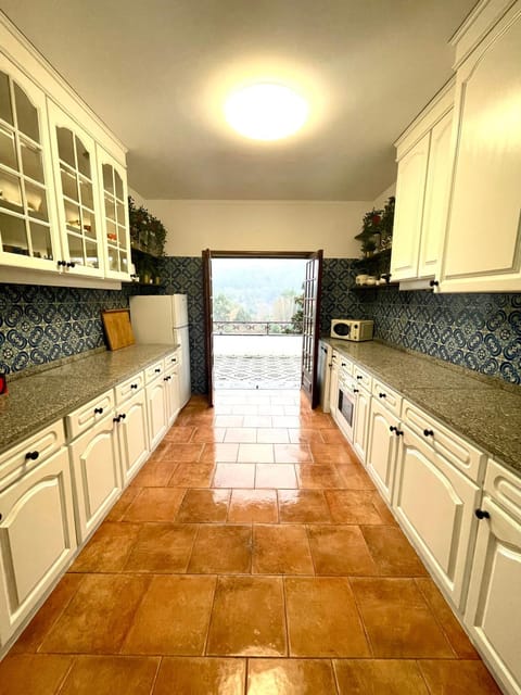 Villa Bouro - Breathtaking scenery near Gerês House in Viana do Castelo District, Portugal