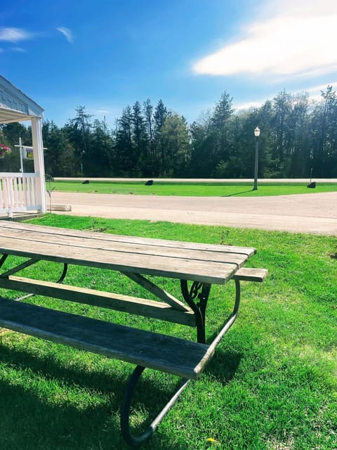 Hillcrest Motel Motel in Wisconsin