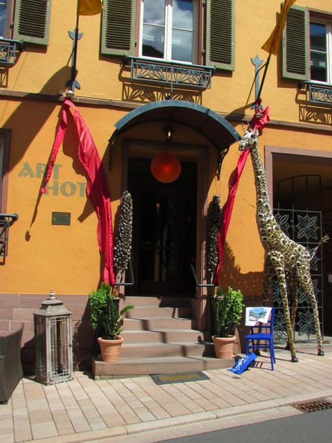 Facade/entrance, Day