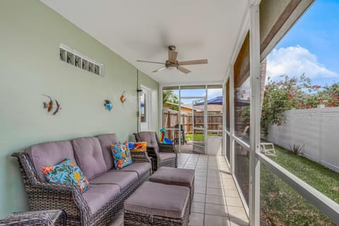 Smugglers Cove Retreat House in East Naples