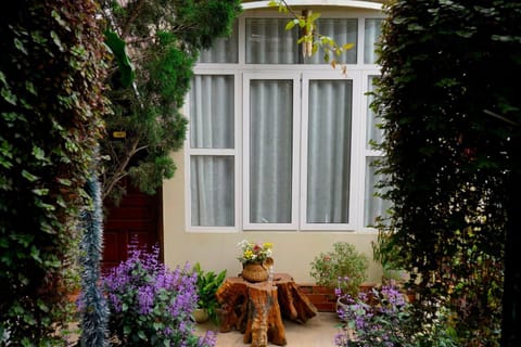 Garden, Garden view