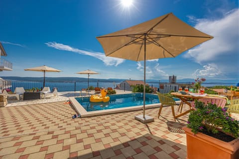 View (from property/room), Sea view, Swimming pool