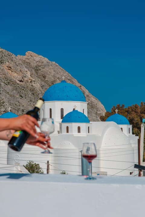 SantoriniNY Hotel in Perissa