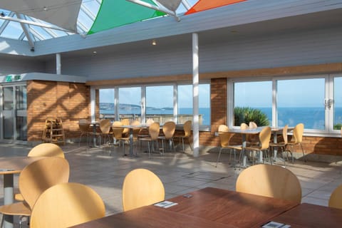 Restaurant/places to eat, Food and drinks, Food