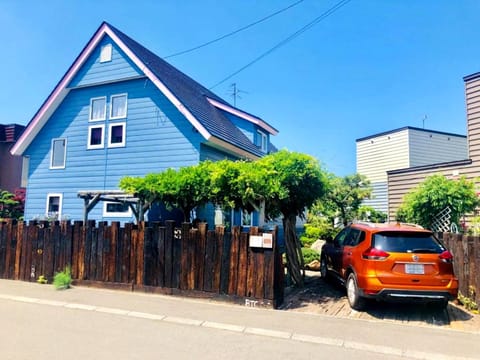 Property building, Day