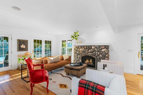 The Hammersley Luxury Waterfront Estate! House in Puget Sound