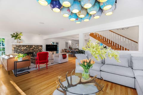 The Hammersley Luxury Waterfront Estate! House in Puget Sound