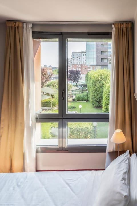 Day, Garden, Photo of the whole room, Bedroom, Garden view