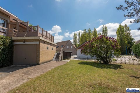 Villa At Home - 5 bedrooms 10p - garden House in Koksijde