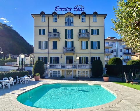 Property building, Restaurant/places to eat, Swimming pool, Breakfast