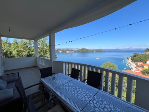 Guest House Ruža Bed and Breakfast in Dubrovnik-Neretva County