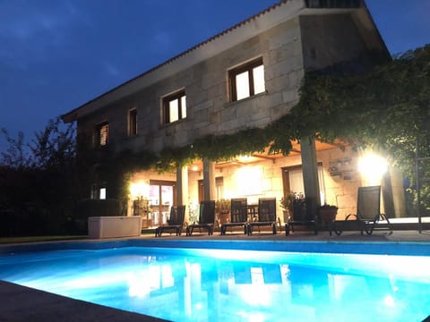 Property building, Night, Pool view, Swimming pool, sunbed