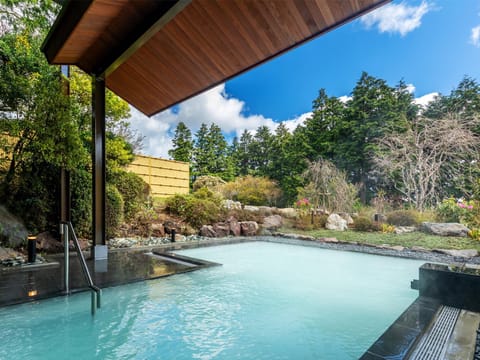 Open Air Bath