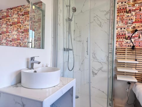 FRUITIERS3 Apartment in Saint-Denis, France