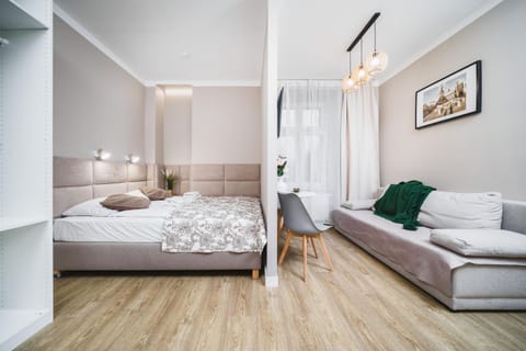 Bed, Living room, Seating area, Bedroom, towels