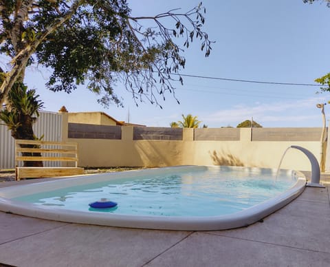 Swimming pool, Swimming pool