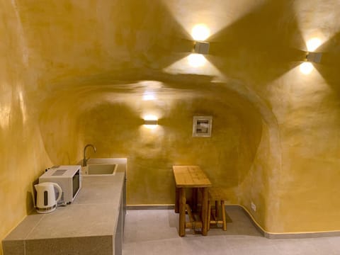 M Residence Santorini Conelia Cave Apartment in Thera