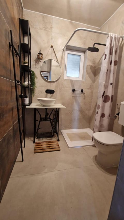 Apartment Vjera Apartment in Tisno