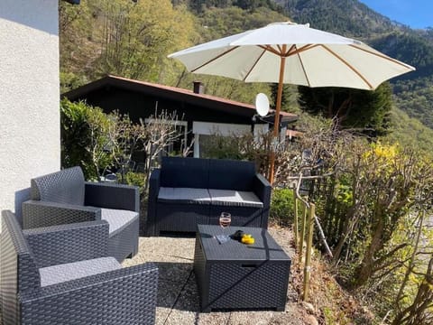 Italy Bungalow Gardalake Tignale. Sunclass House in Tignale