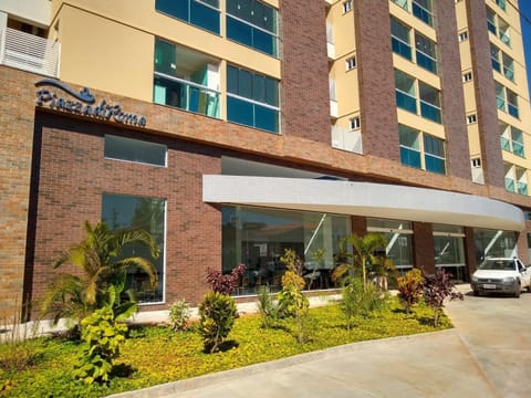 Property building, Garden, Lobby or reception