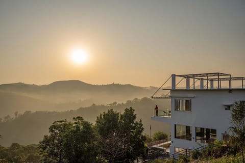 Property building, Sunrise