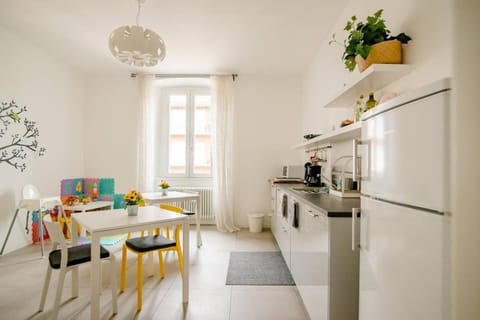 Communal kitchen, kitchen