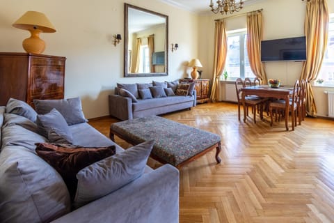 Communal lounge/ TV room, Photo of the whole room
