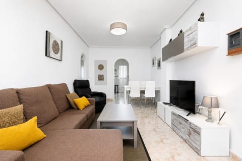Communal lounge/ TV room, Living room