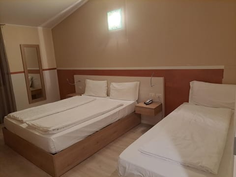 Hotel Dogana Hotel in Sirmione