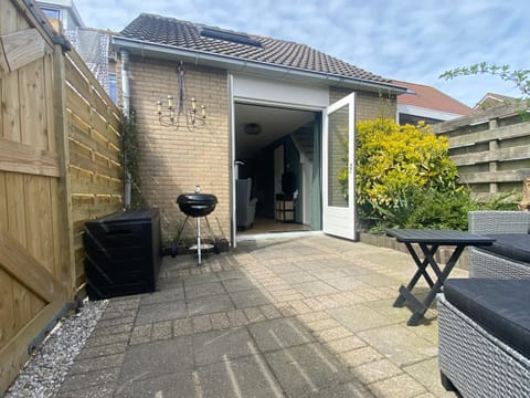 Day, Garden, Balcony/Terrace, Balcony/Terrace, Garden view