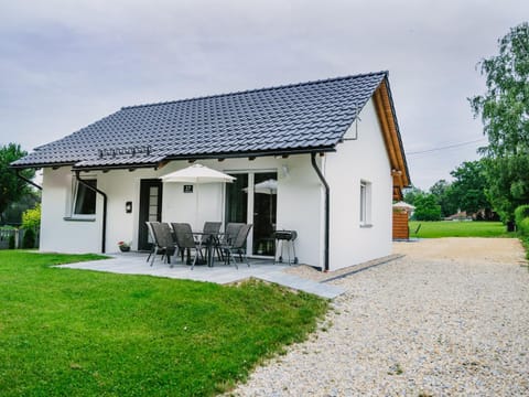 Property building, Natural landscape, Garden, Garden view