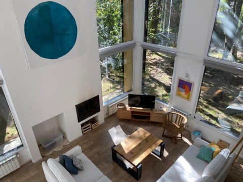 TV and multimedia, Living room, Garden view
