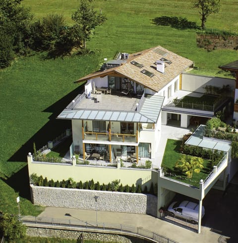 Property building, Bird's eye view