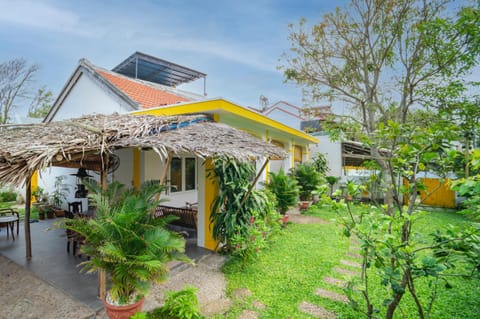 Property building, Garden, Garden, Garden view