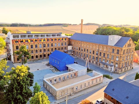 Property building, Bird's eye view