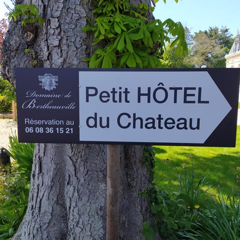 Property logo or sign