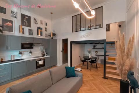 Living room, Dining area, kitchen