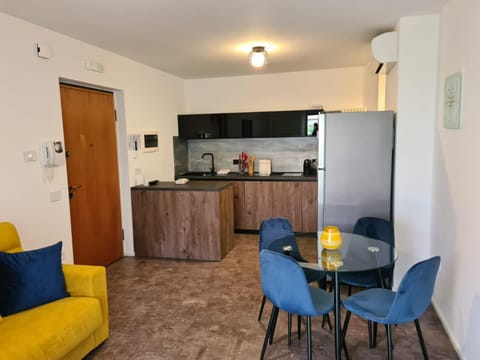 Infinite Blue Apartment in Riva del Garda