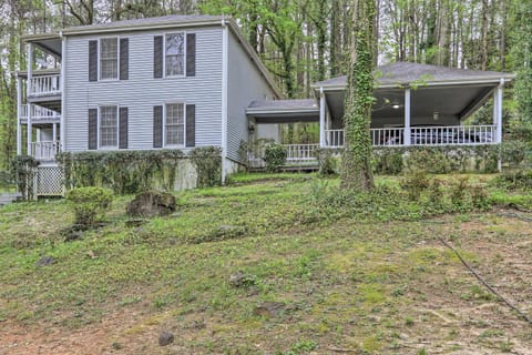 Riverdale Studio about 18 Mi to Downtown Atlanta! Apartment in Riverdale