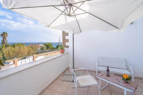 Day, Natural landscape, View (from property/room), Balcony/Terrace, Balcony/Terrace, Dining area