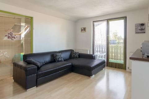 Lovely spacious 3room LOFT UNDER ROOF-100m2-TouristArea Apartment in Carinthia, Austria