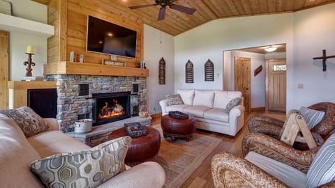 Hermitage House in Highlands