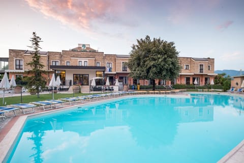 Facade/entrance, Pool view, Swimming pool, Swimming pool