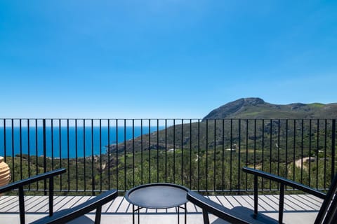 Patio, View (from property/room), Balcony/Terrace, Mountain view, Sea view