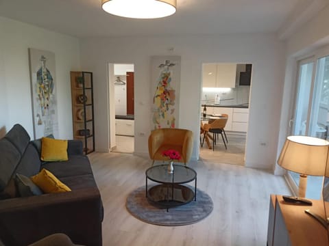 Parkside Oasis Apartment in Split