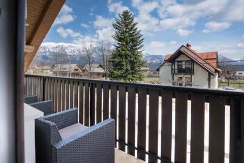 View (from property/room), Balcony/Terrace, Balcony/Terrace, Seating area, Quiet street view